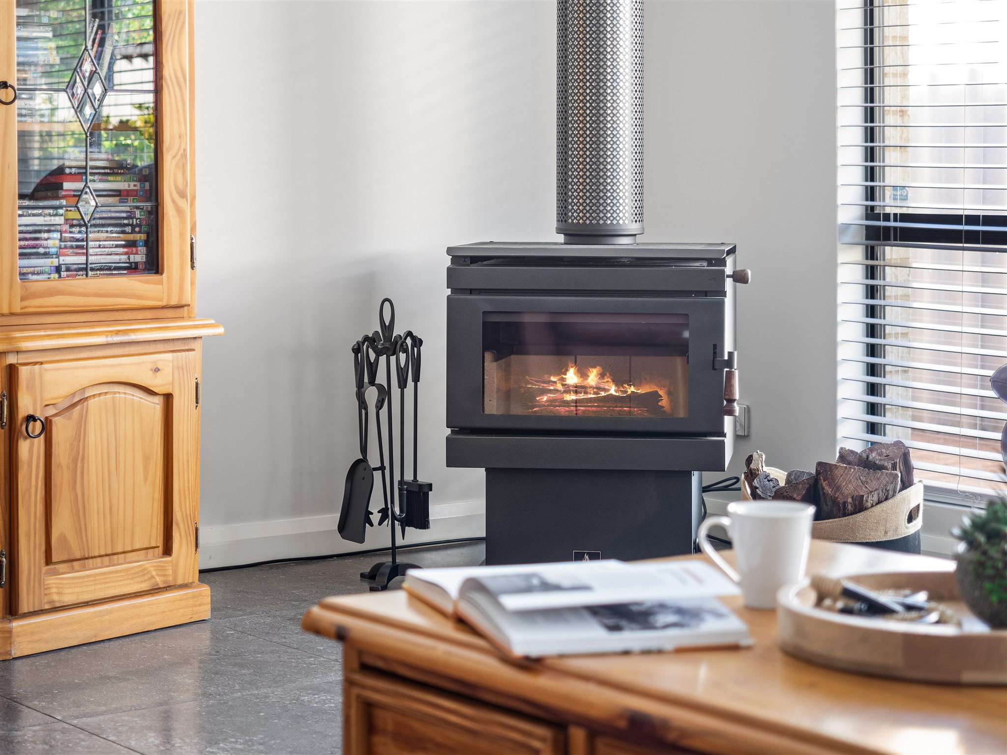 Wood fireplace