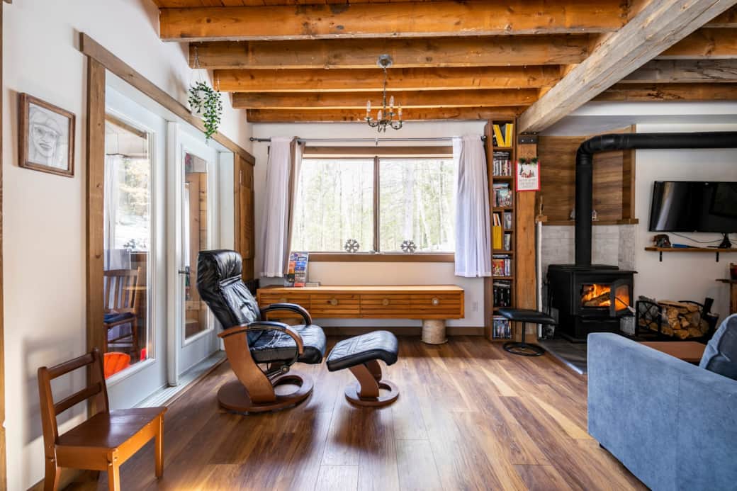 19 living recliner woodstove