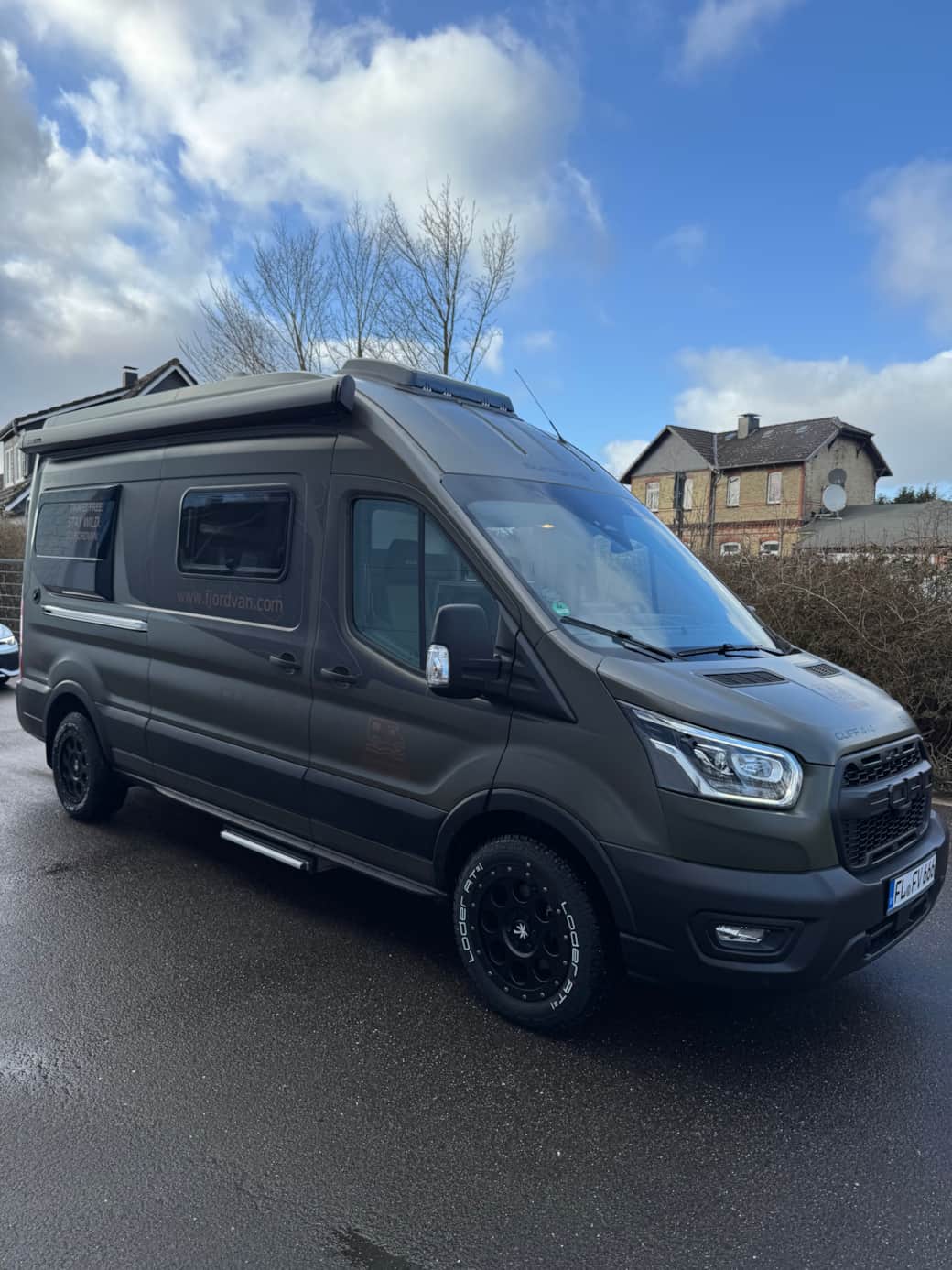 SUNLIGHT CLIFF 4x4 GreenTrek