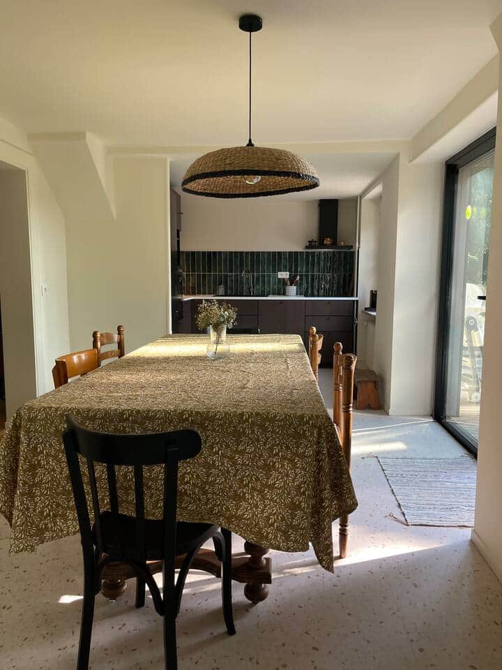 Séjour cuisine avec accès à la terrasse Séjour cuisine avec accès à la terrasse