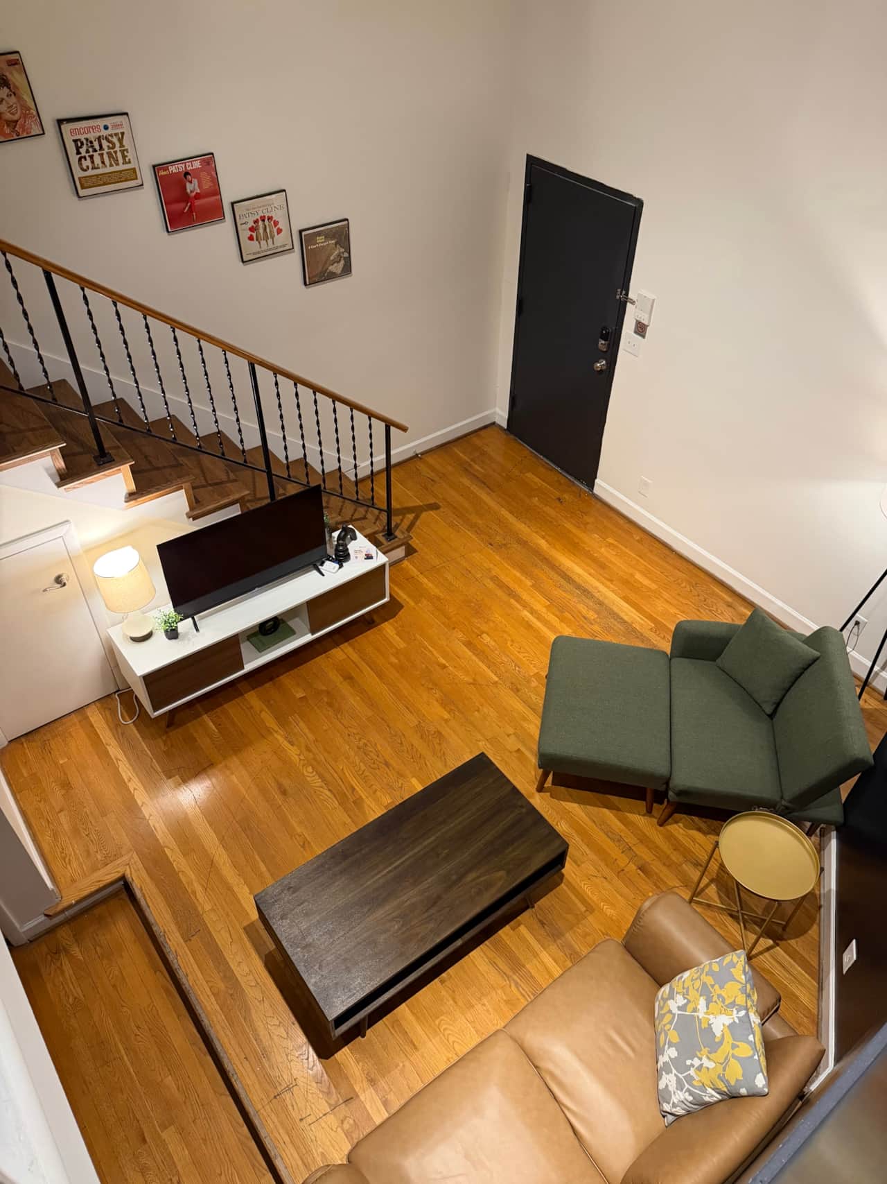 Living Area Unit 6