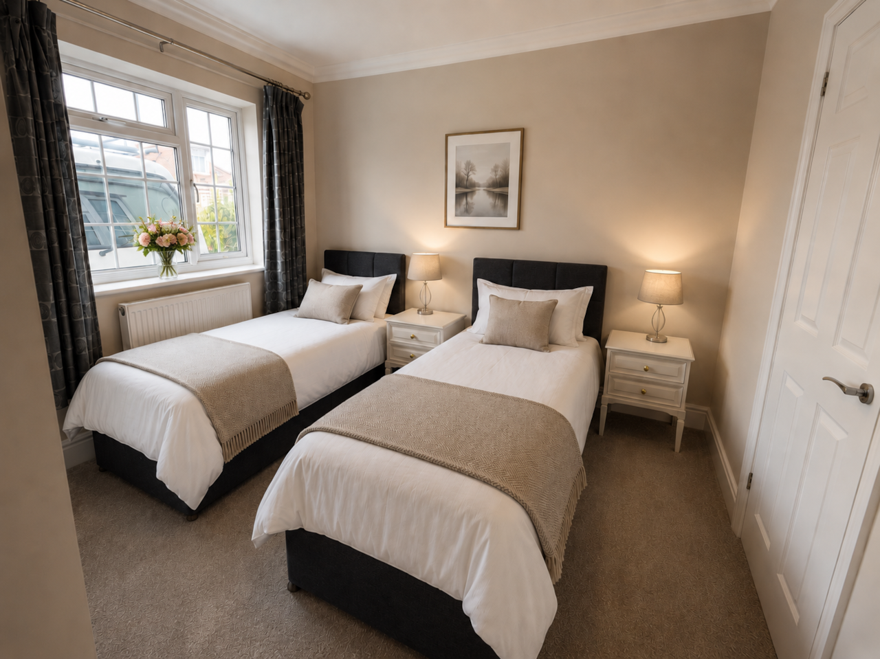 Ground floor ensuite bedroom with ensuite (can be 2 singles or pushed together for king)
