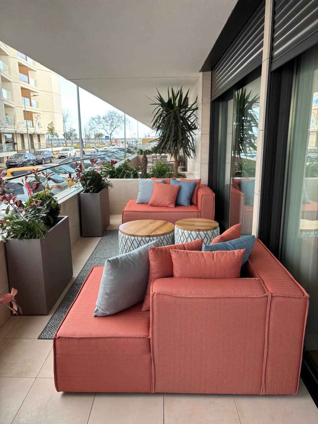 Outside Lounge Outside Lounge