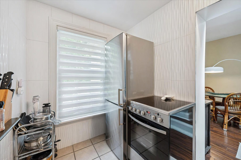Unit 5 kitchen