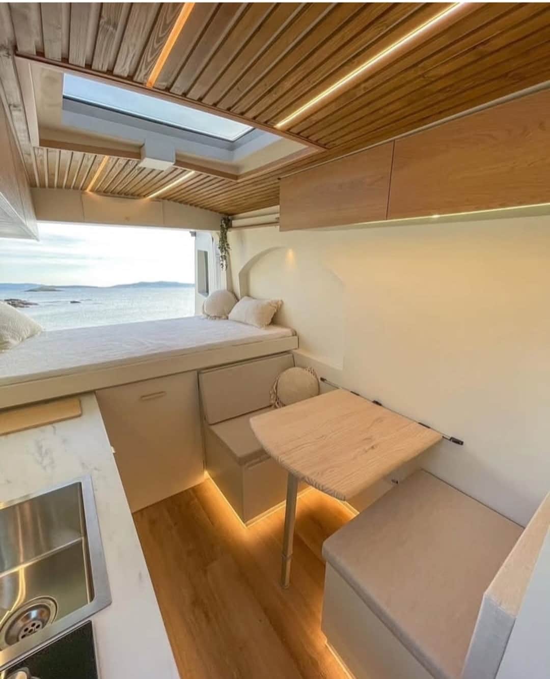 Example of finished van 03