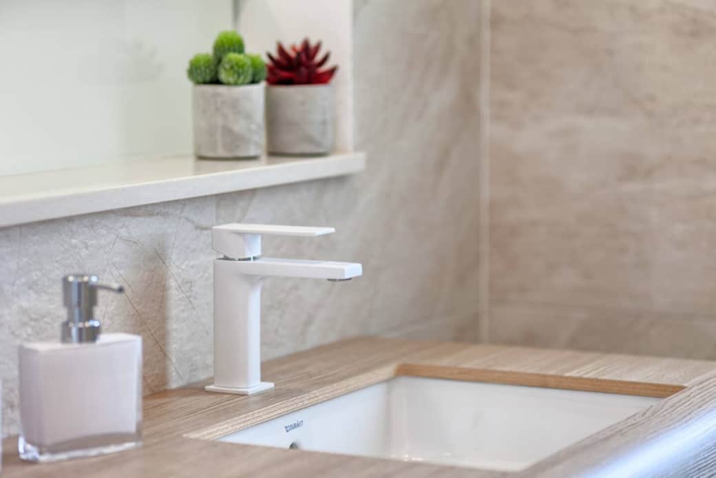 En suite bathroom #2
Towels and amenities included (shower gel & body lotion)