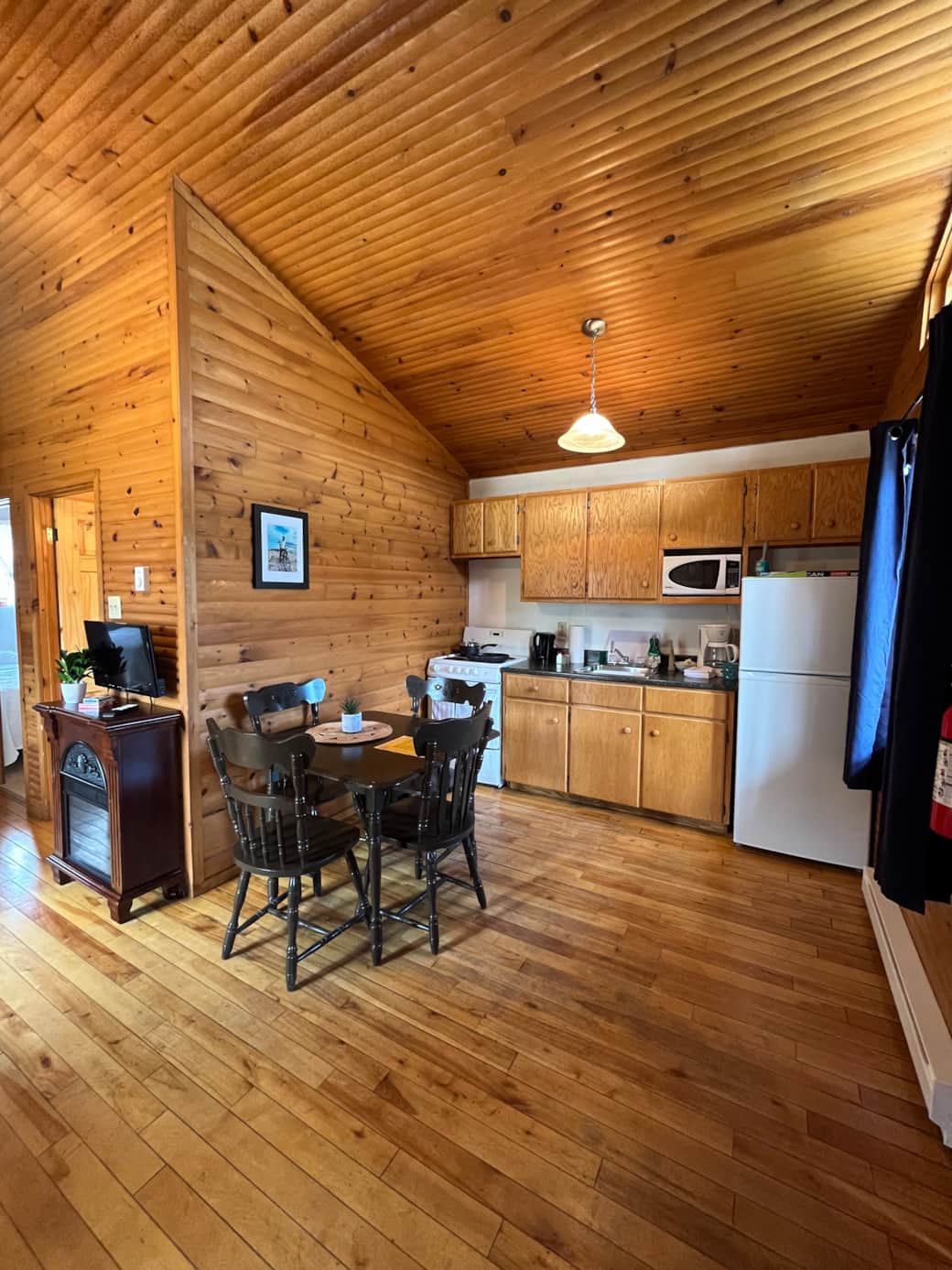 Full Kitchen Full Kitchen