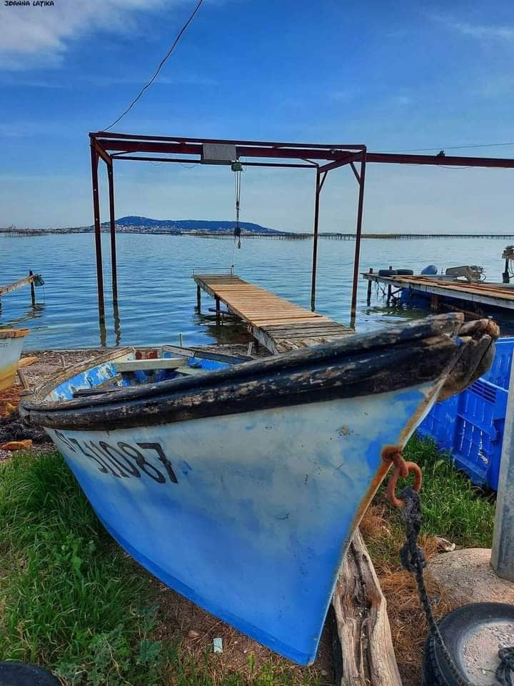 https://l.icdbcdn.com/oh/9222b5b9-b842-4ef3-ac2f-16bbc205f764.jpg?w=2080-18