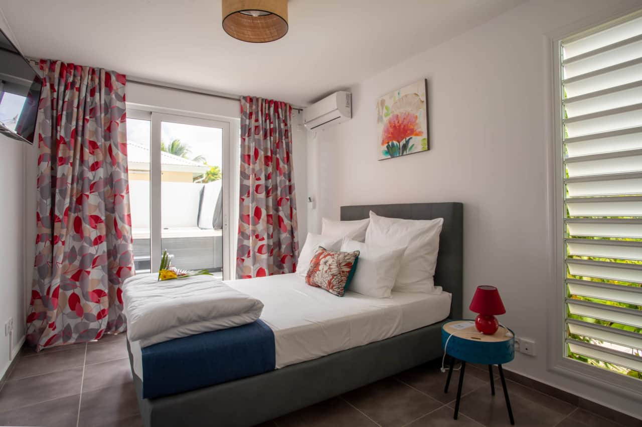 PalmSuites 14