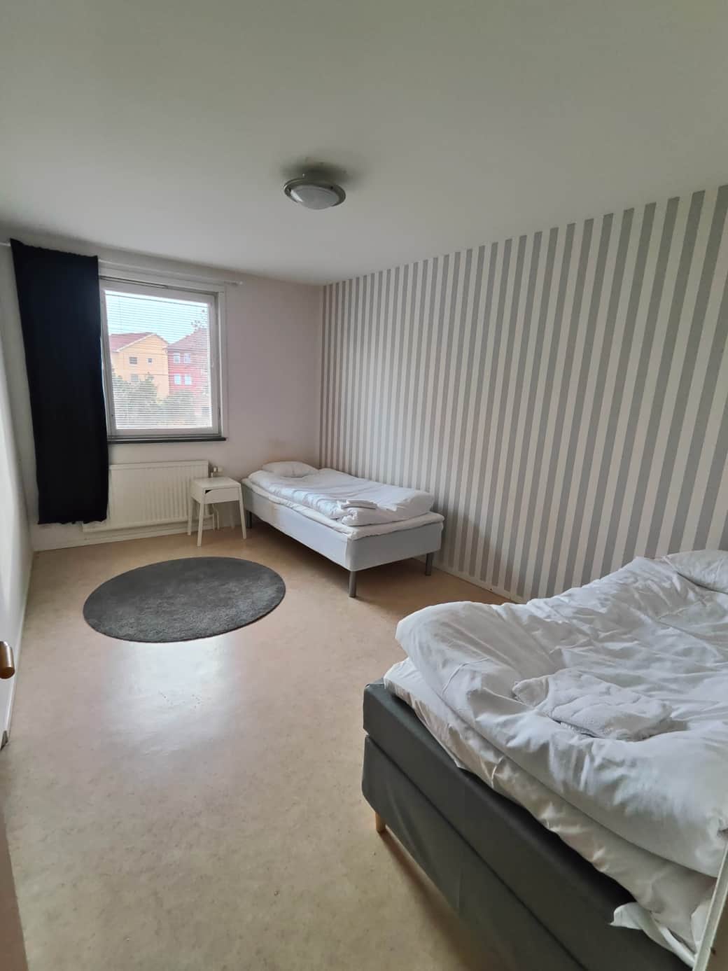 Second bedroom with 2 beds