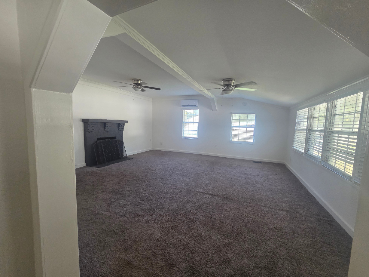 Bright & Spacious Living Room with Comfort and Natural Light. Lakeland, FL