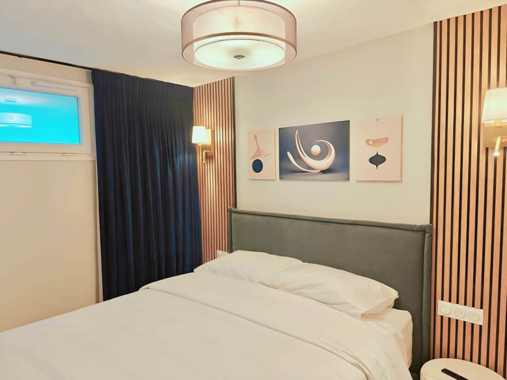 Chambre lit Queen size