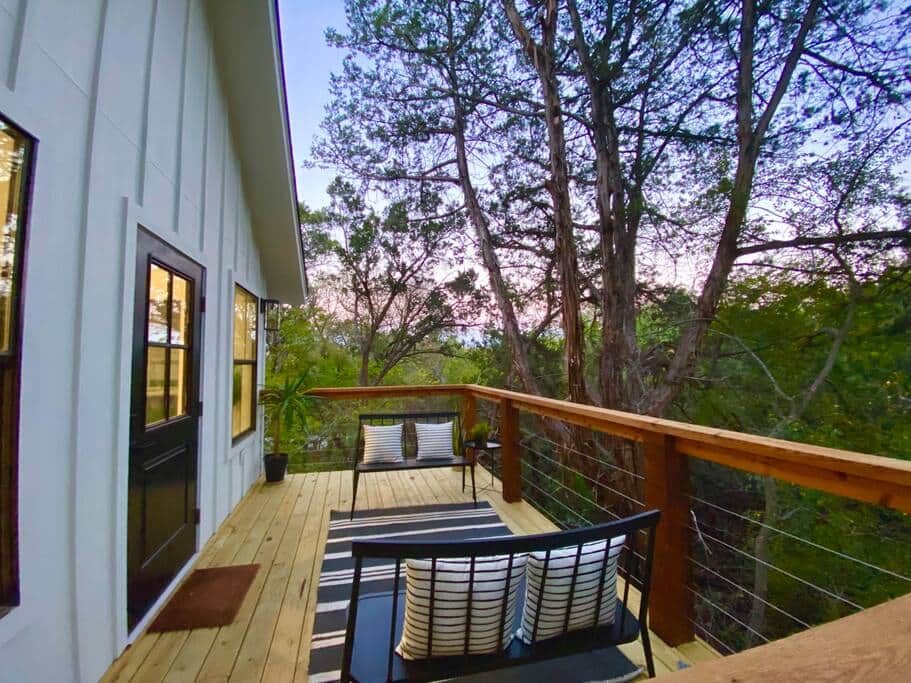 31e390e5 4916 42e7 b2b5 66349ad6e7ec