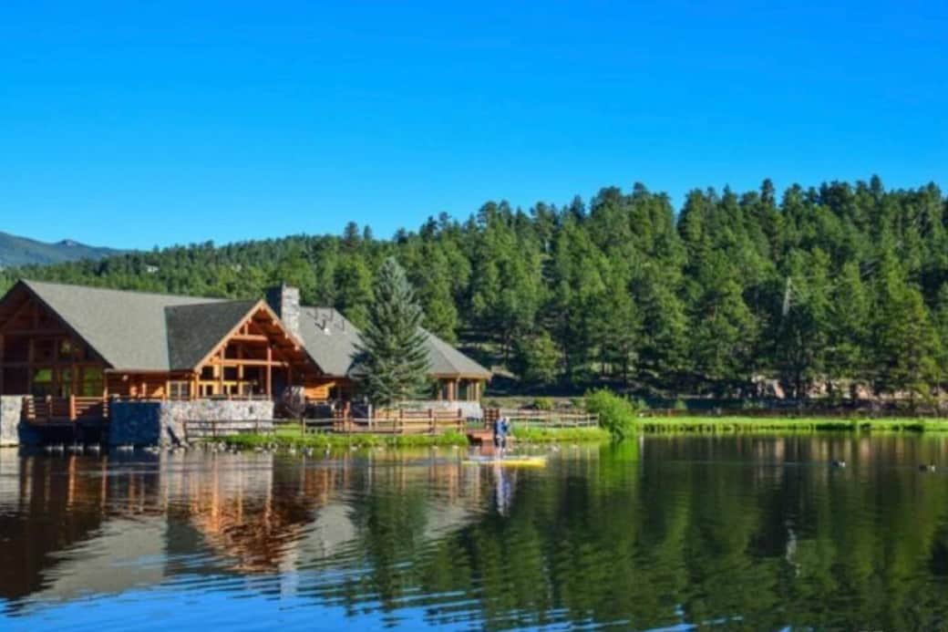 Evergreen Lake house and walking trails 10 mins away