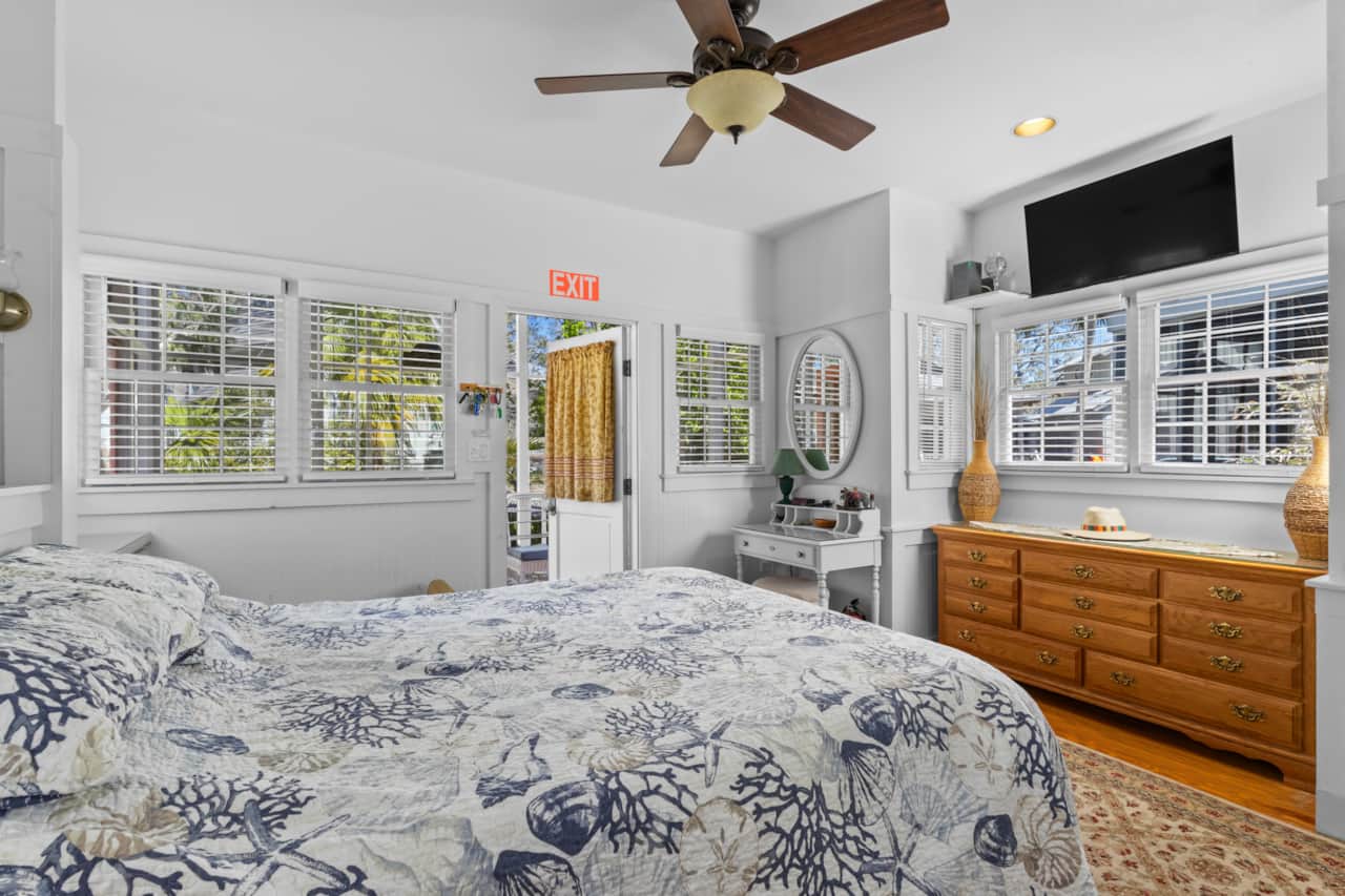 Bedroom - Downstairs