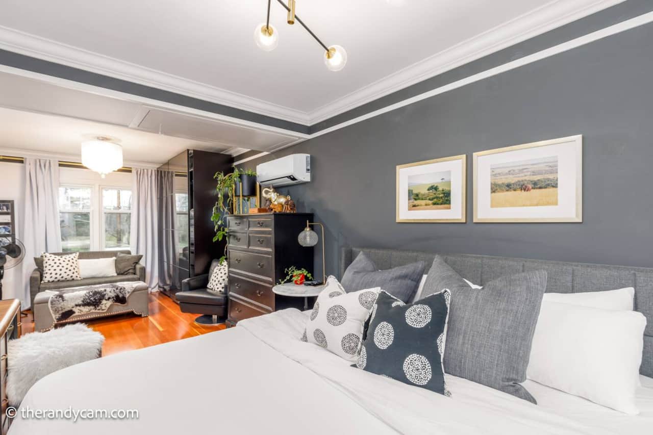 Large bedroom with king bed (sleeps 2), and a twin sofa bed (sleeps 1), perfect for small children.