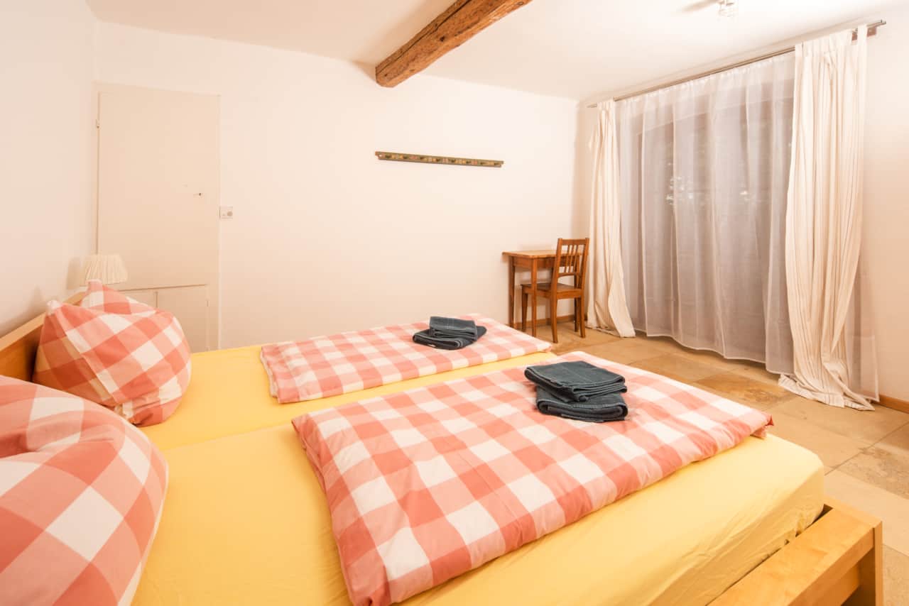 Schlafzimmer 4 (EG)