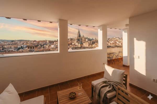 Apartamento privado + terraza en casco histórico de Toledo