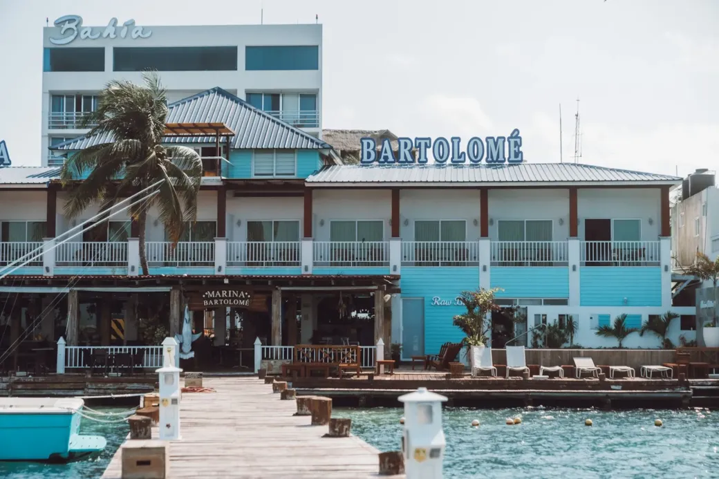 Marina Bartolome - Bartolome Suites - Oceanfront - Isla Mujeres - Vacation Rentals - Bedroom - Pool Marina Bartolome - Bartolome Suites - Oceanfront - Isla Mujeres - Vacation Rentals - Bedroom - Pool