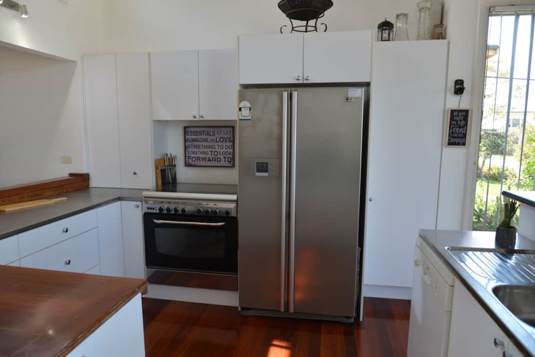 Large Fridge & Stove