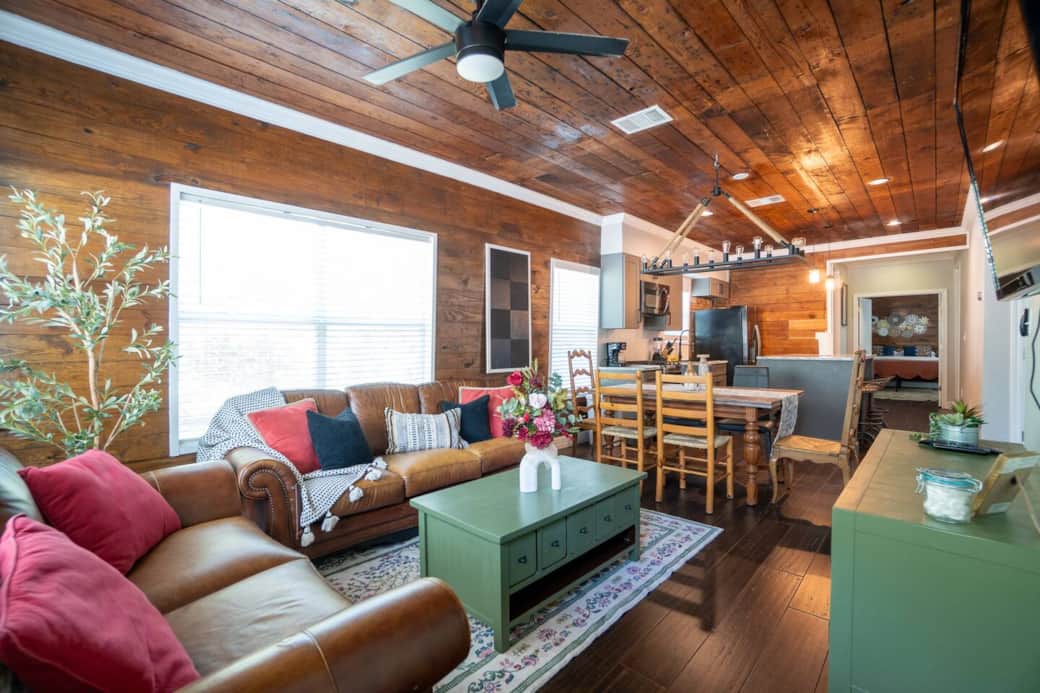 Living Room - TV with ROKU 