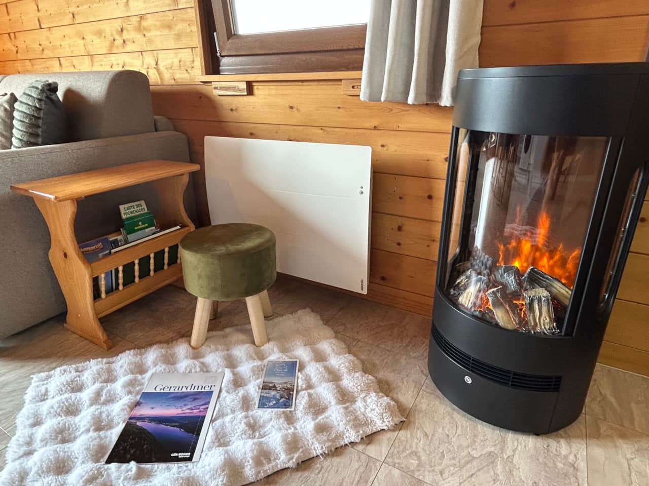 Cheminée électrique effet feu de bois 