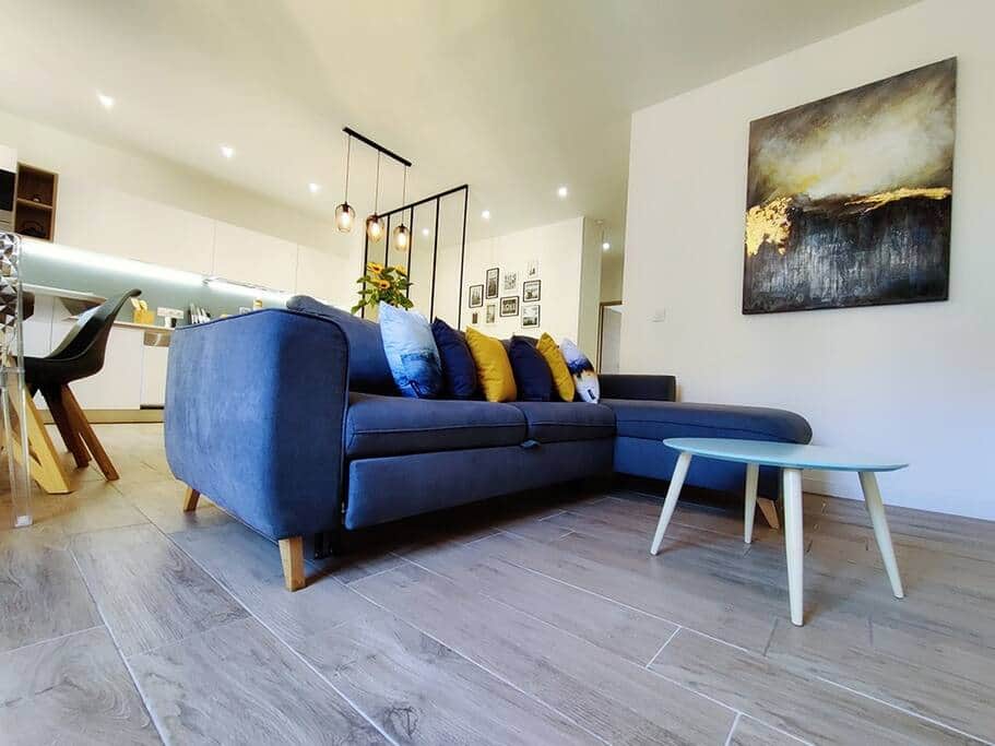 Living Area Living Area