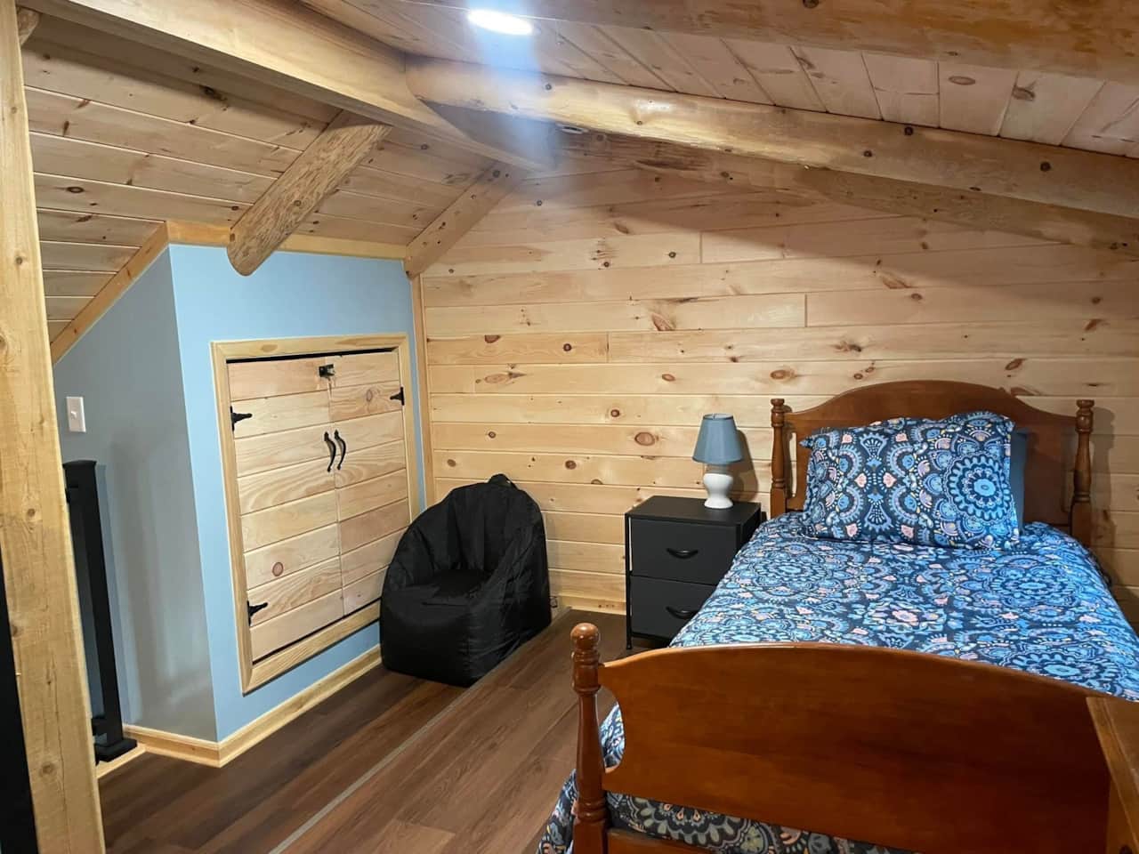 Loft 2