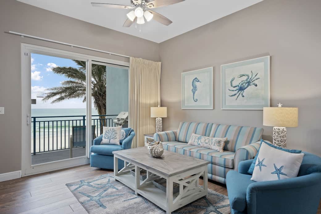 Living Room w/ Gulf View