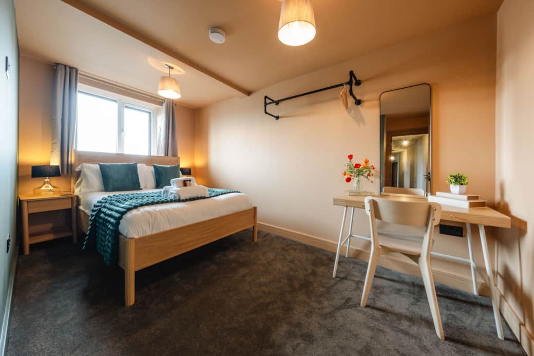 W-o-T High St Apt Three © Oilvier Burnside 2026-8