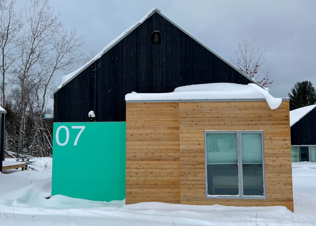 Cabin 7 (winter) Cabin 7 (winter)