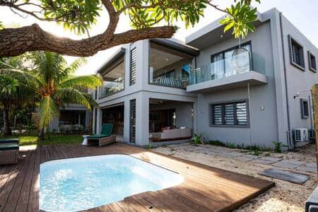 Full view of the entire Block B - Unit 3 is the lower unit with pool.