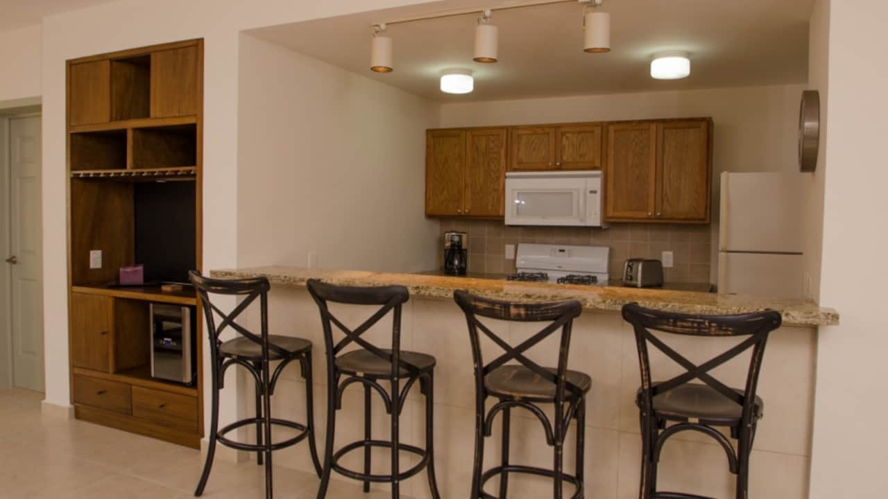 Bar and kitchen