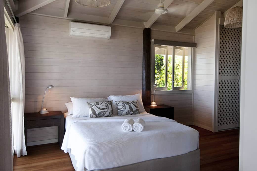 Magic Beach House - Main bedroom 