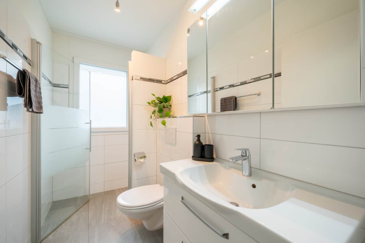 Bathroom 2 - Shower