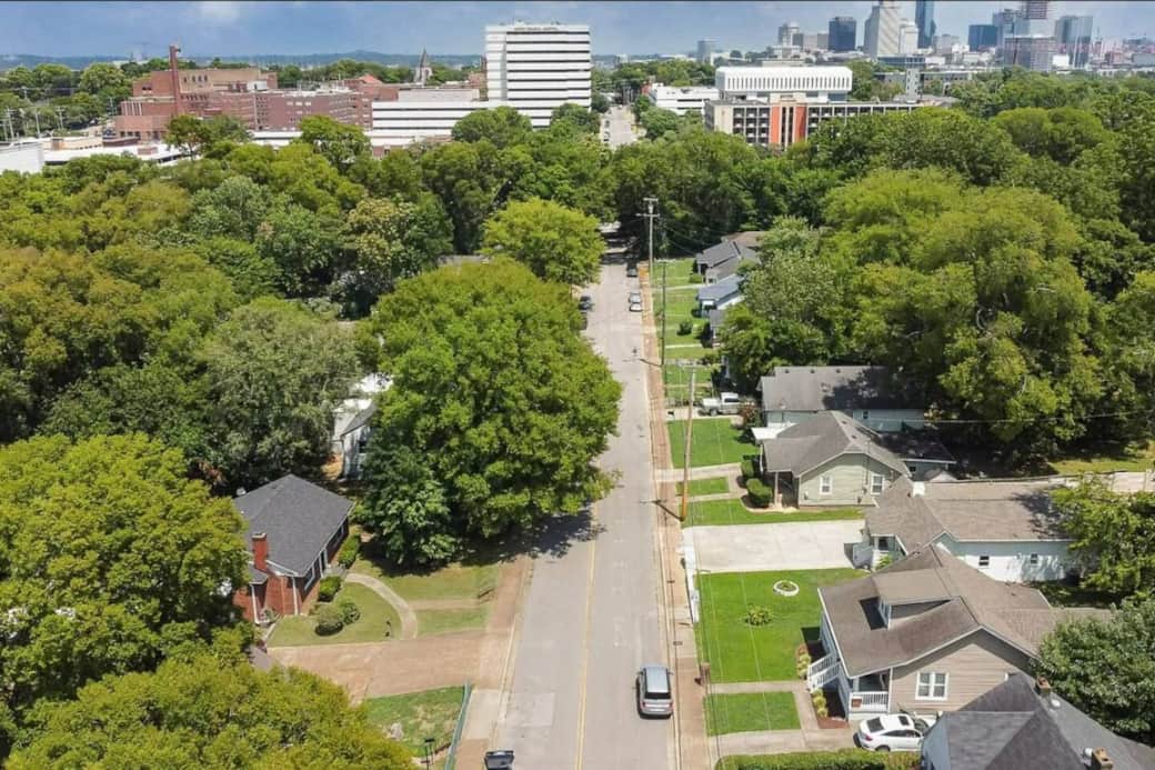 Nashville Downtown, close to Cottage Home