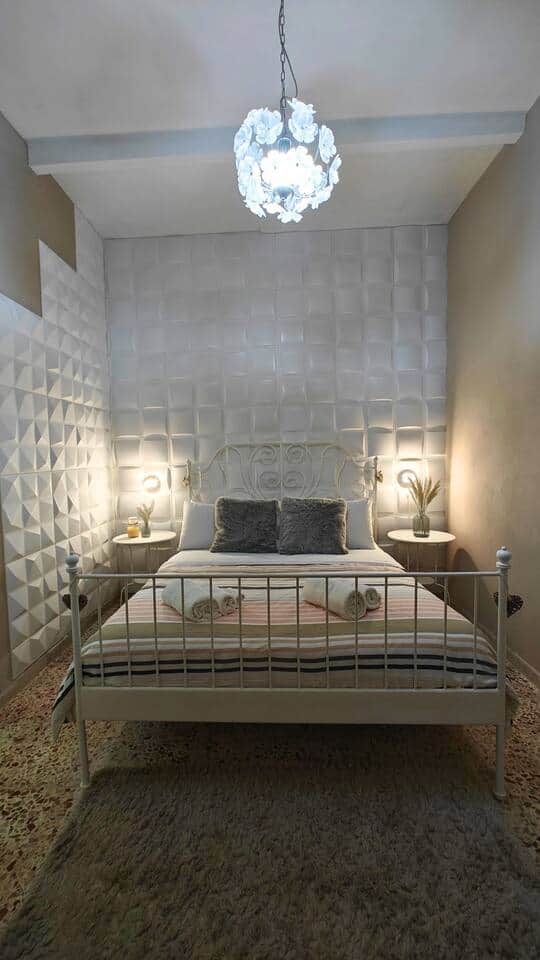 Image Title