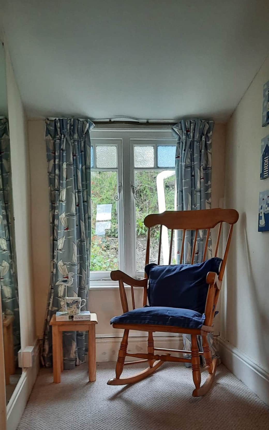 Landing reading area