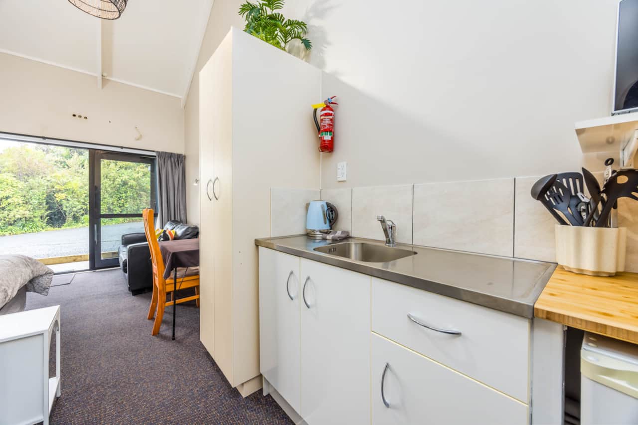 Unit 1 Kitchen sink