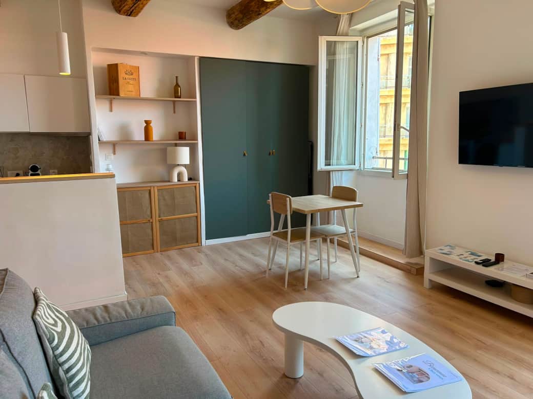 living room, sofa, TV, coffee table, table