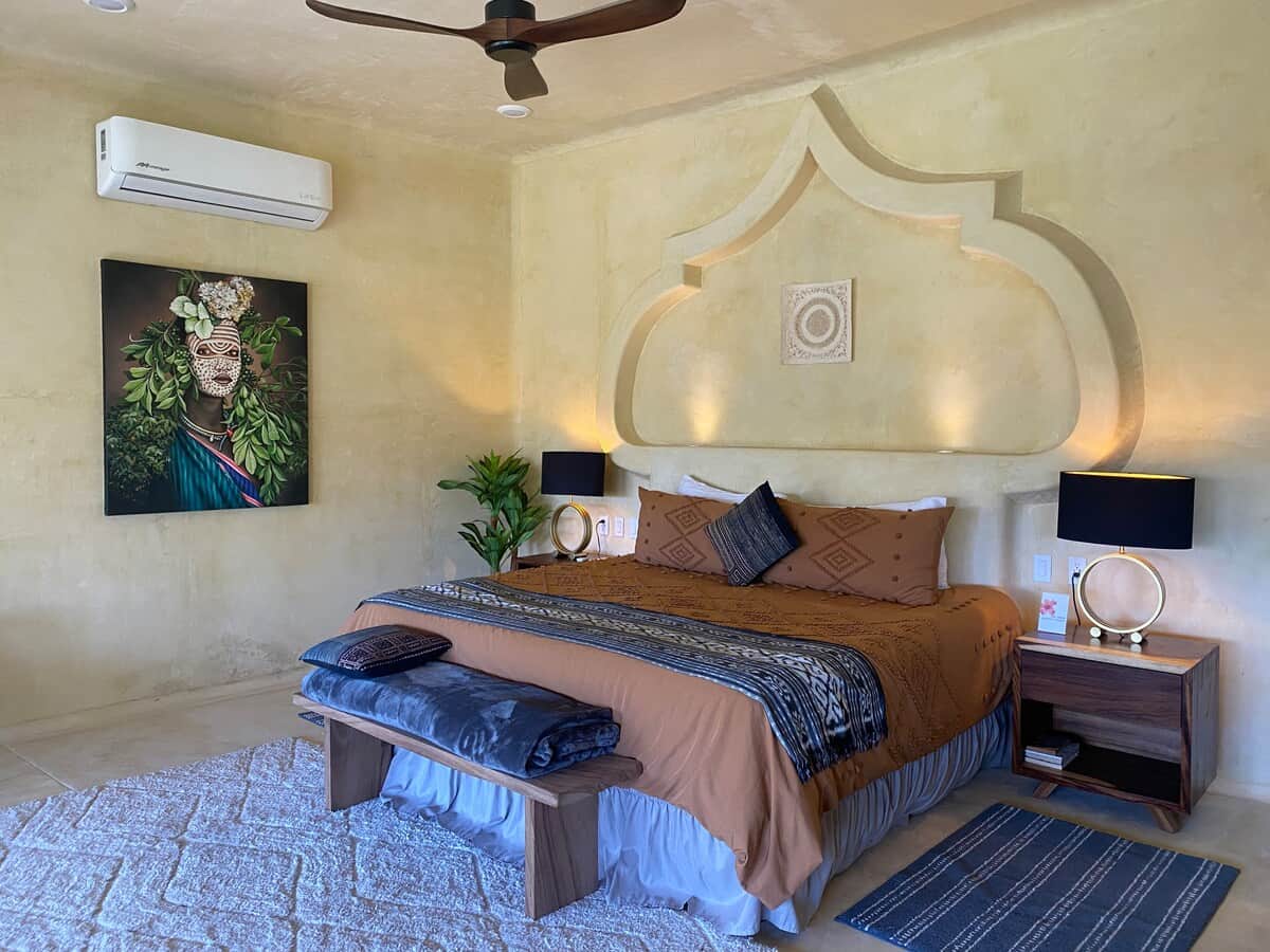 Very comfy king size bed 