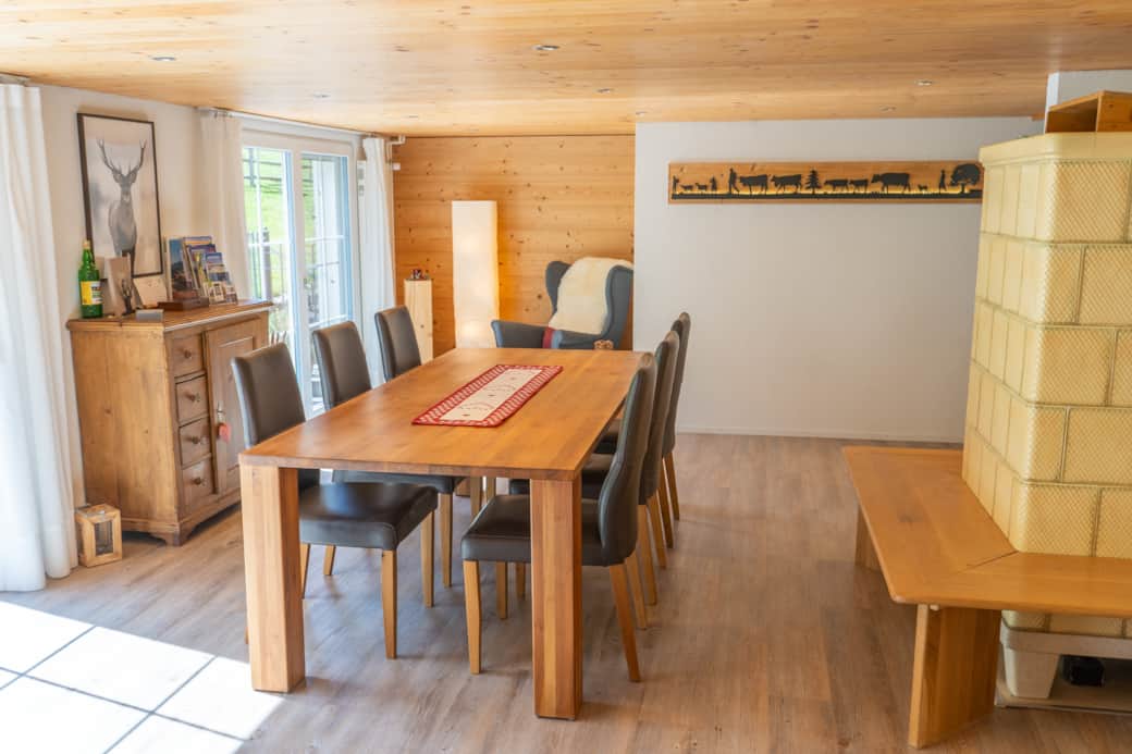 Stube mit Esstisch