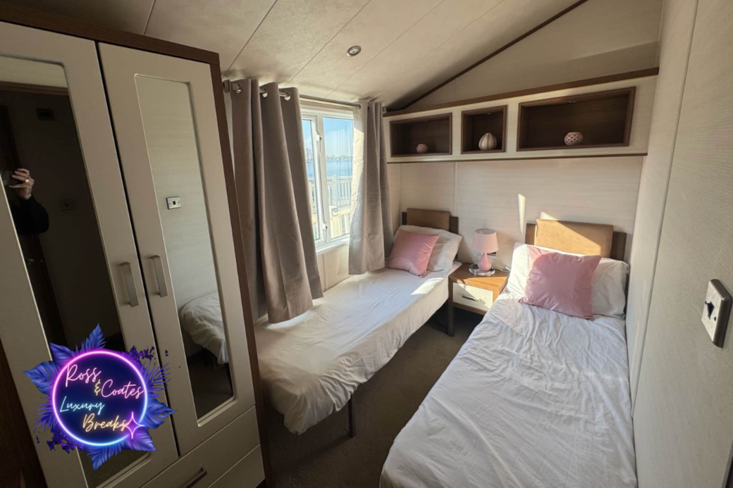 Twin Bedroom