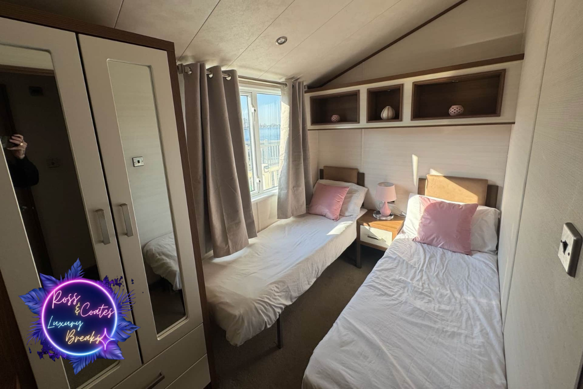 Twin Bedroom