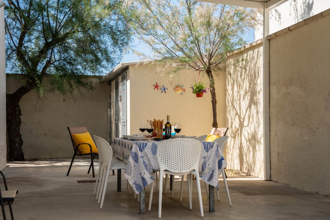 Tavolo esterno mare vacanza puglia casa campomarino relax sole