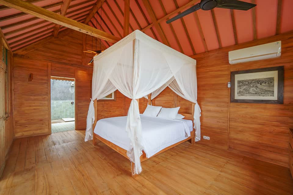 Kesambi 3 Sumberkima Hill retreat 
