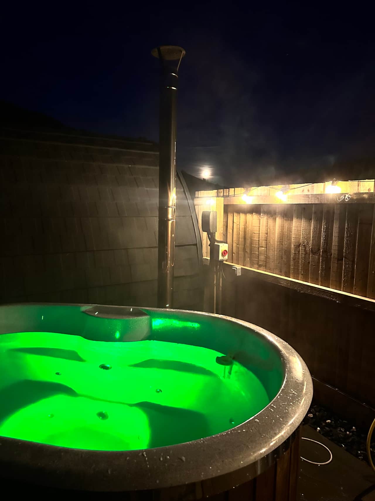 Pod 7 hot tub