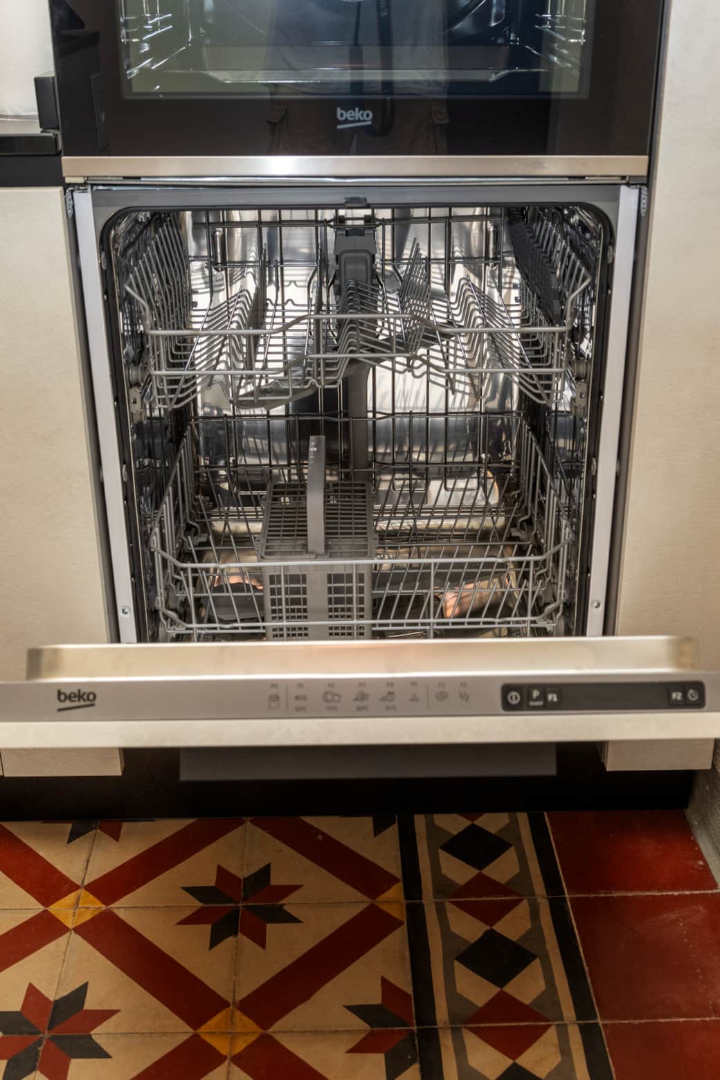 Beko Dishwasher 