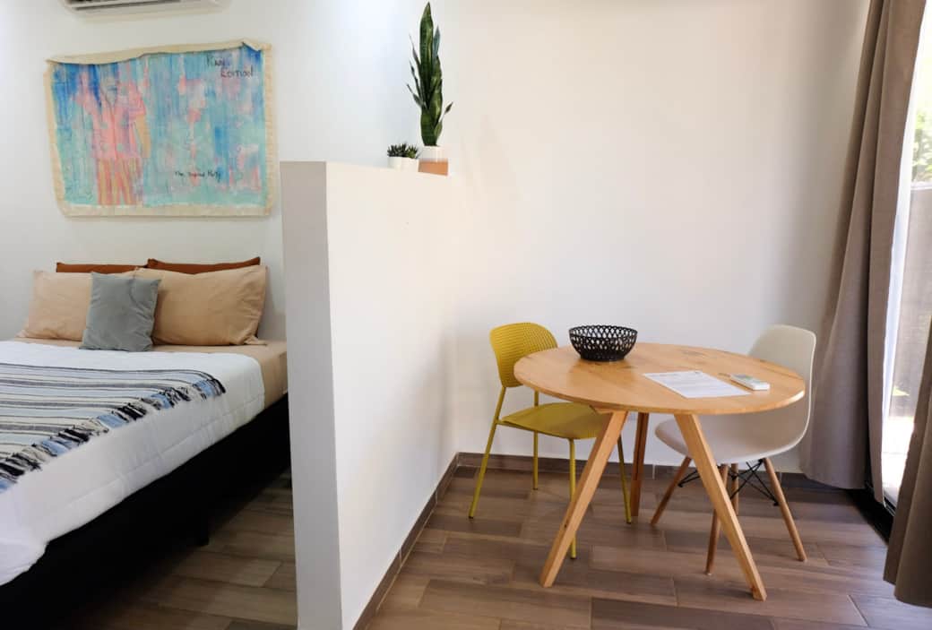 Pool View Bungalow Dining Area