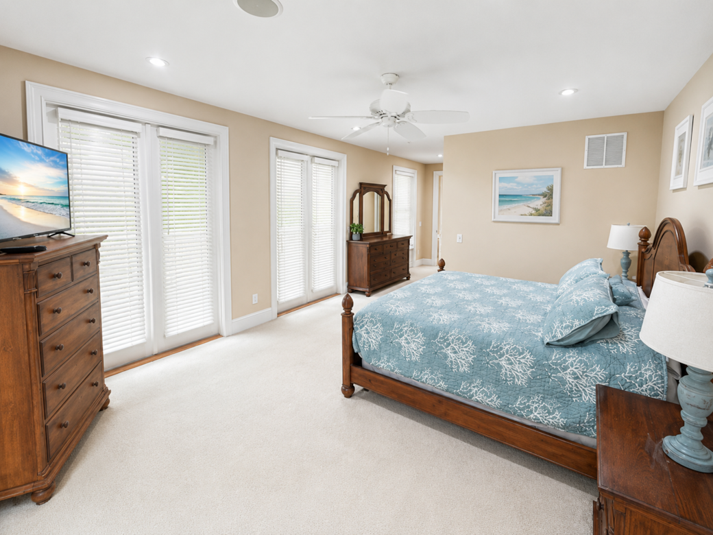 Bedroom 1b